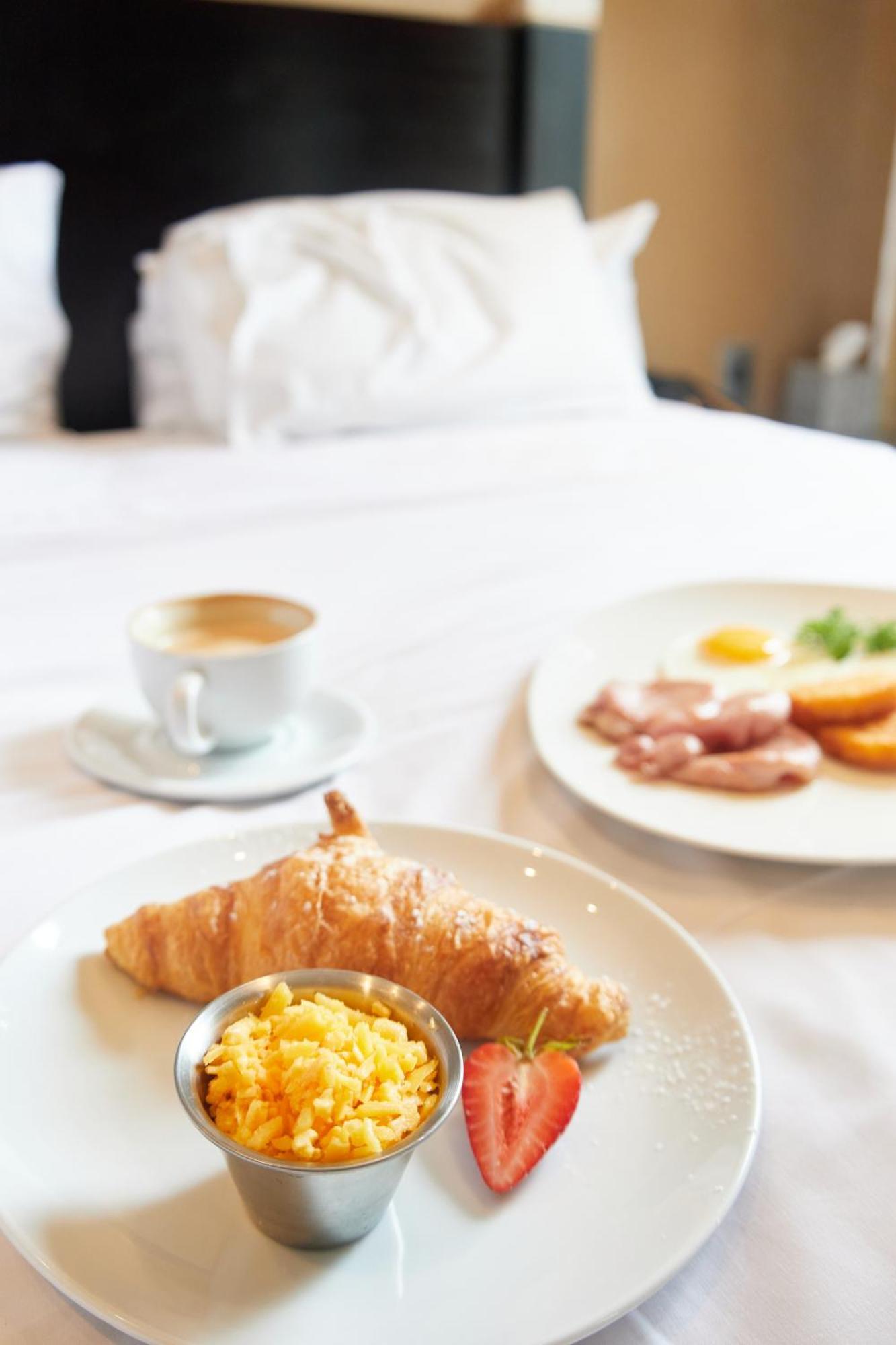Royal Elephant Hotel & Conference Centre Центурион Экстерьер фото