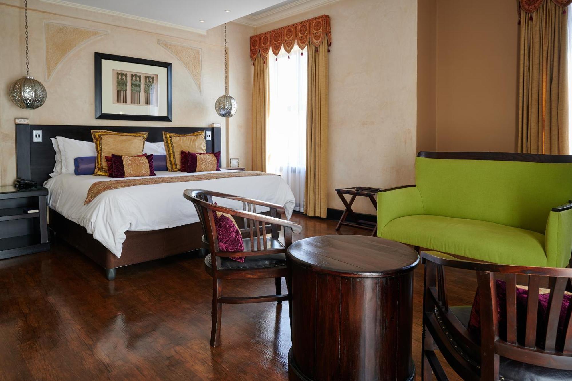 Royal Elephant Hotel & Conference Centre Центурион Экстерьер фото