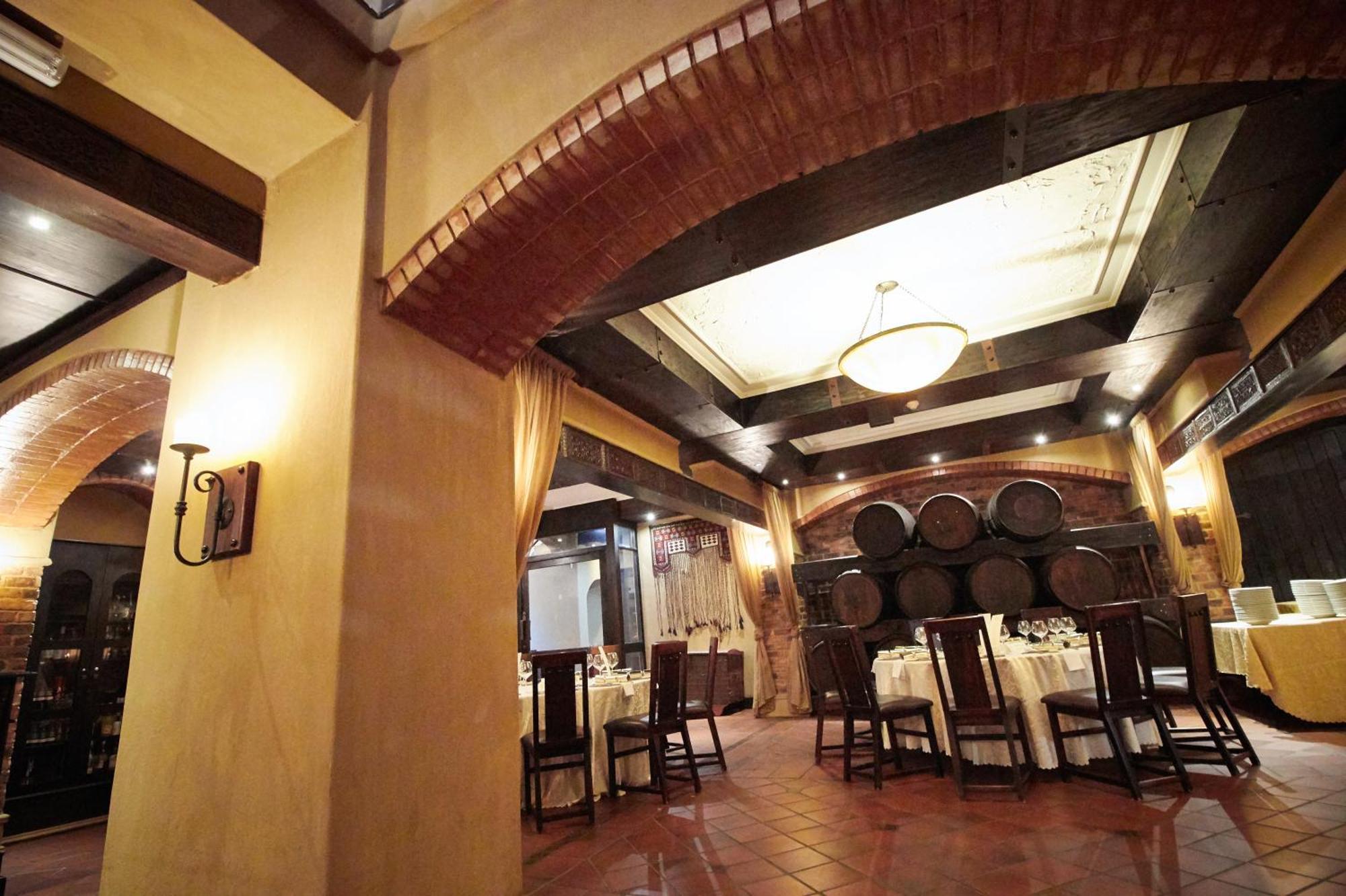 Royal Elephant Hotel & Conference Centre Центурион Экстерьер фото